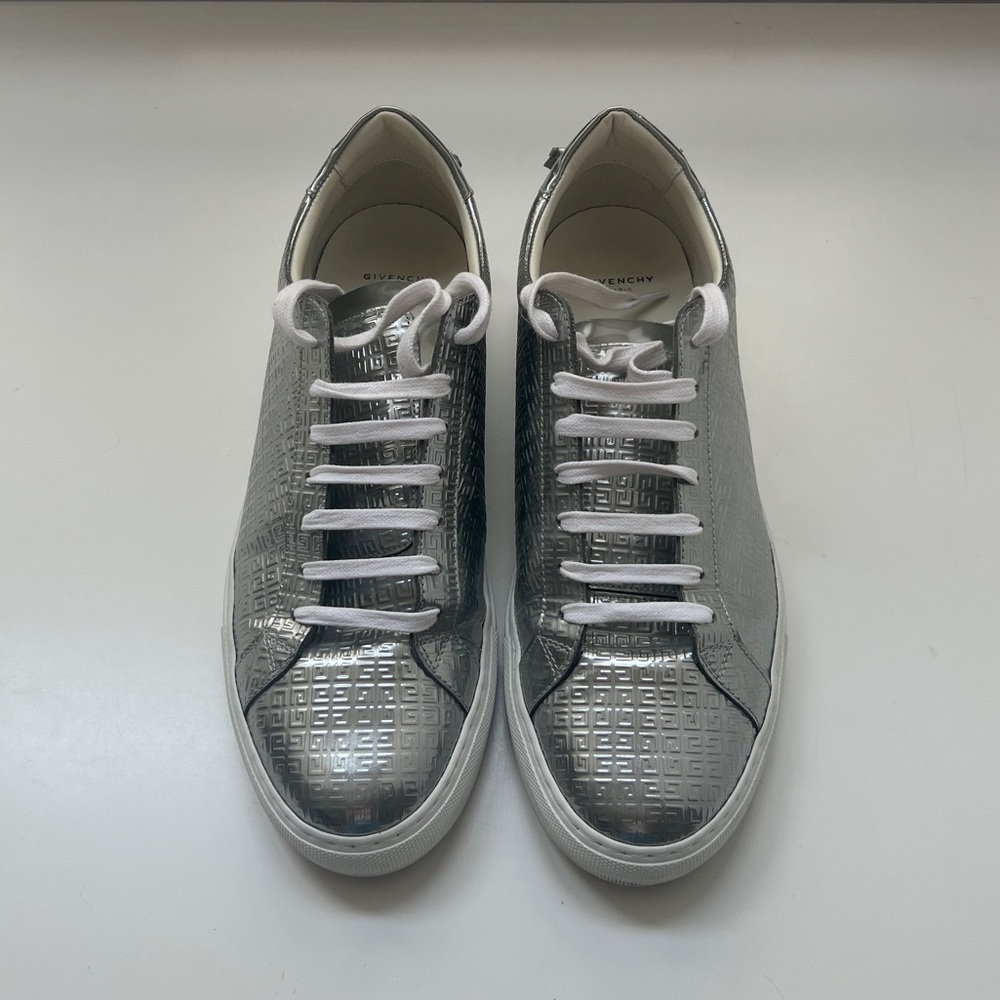 Givenchy Logo Stamped Urban Street Sneaker - Silver